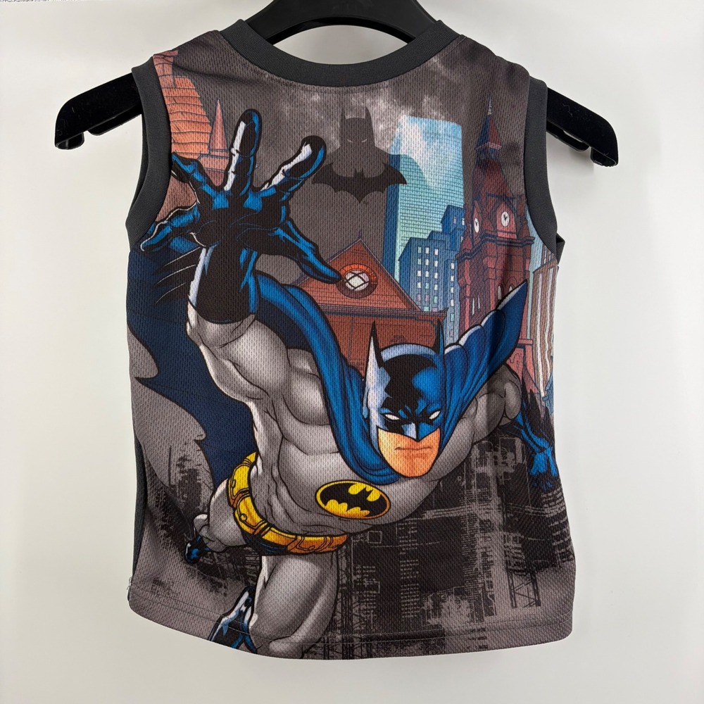 Batman Boys Graphic Tank Top Gray Blue Superhero Mesh Shirt Size 6 RN 119132